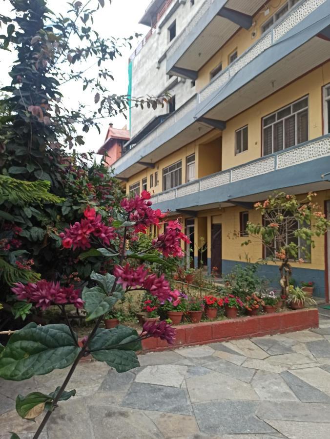 Pushpa Guest House Pókhara Exteriér fotografie